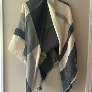 Womens shawl